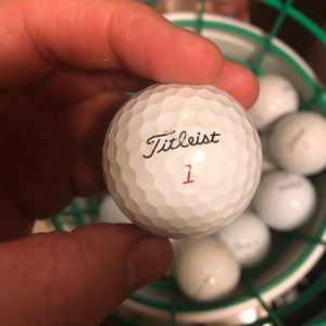 30 Recovered Titleist Pro V1x Balls
